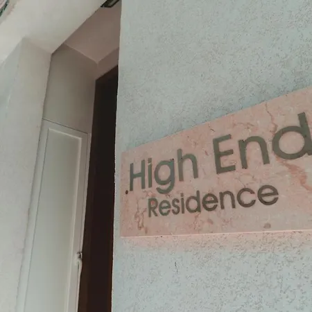 Beachside Stylish & Cosy 2br With Free Parking