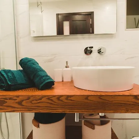 Beachside Stylish & Cosy 2br With Free Parking Appartamento *