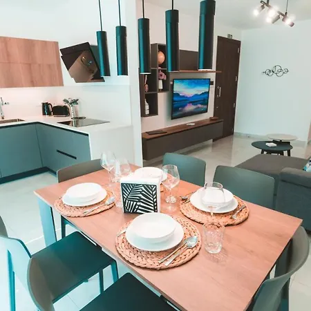 Beachside Stylish & Cosy 2br With Free Parking Lägenhet *