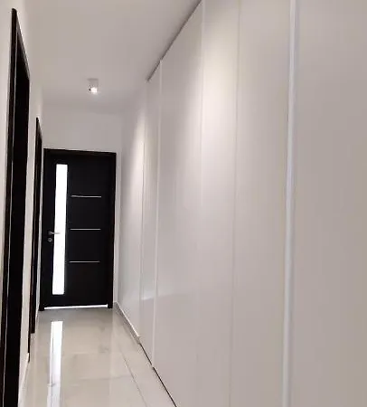 Beachside Stylish & Cosy 2br With Free Parking Appartement *