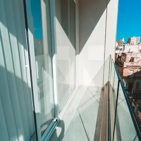 Beachside Stylish & Cosy 2br With Free Parking Appartement *