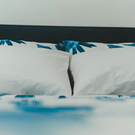 Beachside Stylish & Cosy 2br With Free Parking Daire *