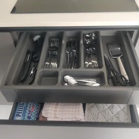 Daire Beachside Stylish & Cosy 2br With Free Parking Sliema